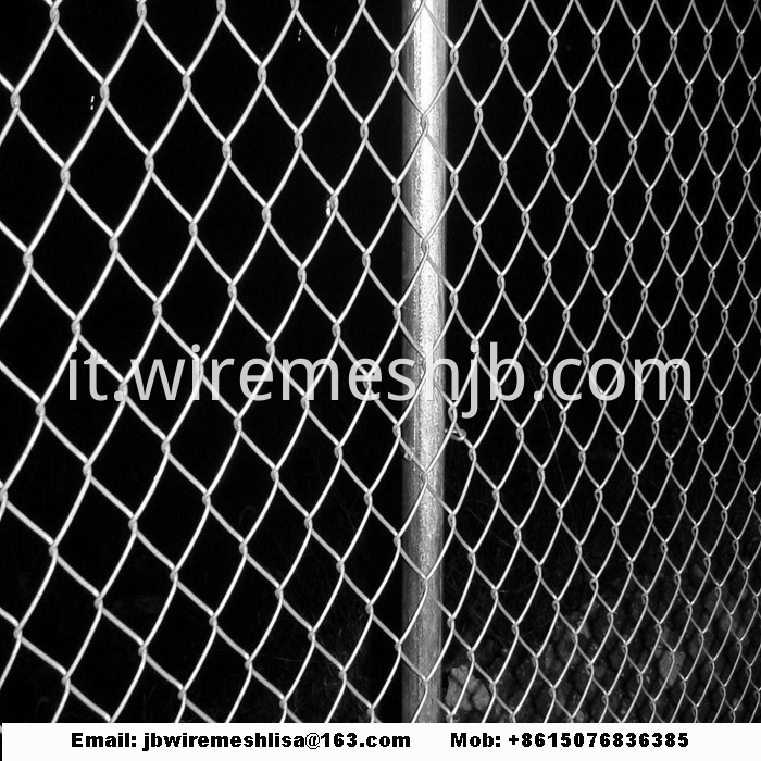 PVC Coated And Galvanized Chain Link Fence